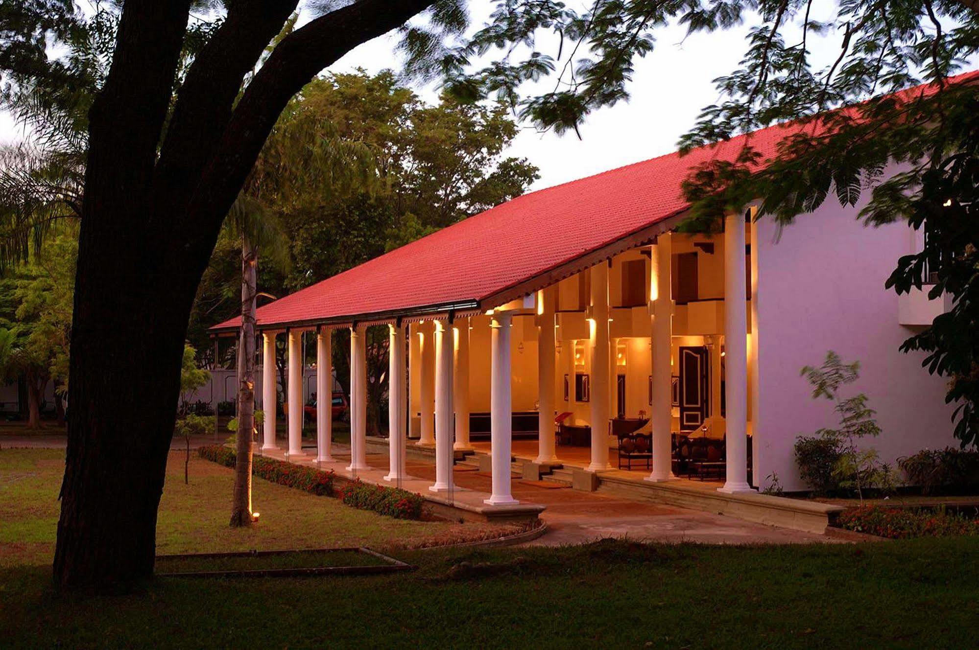Resort Cinnamon Habarana
